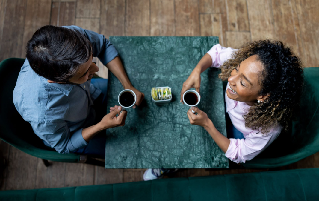 Date conversation topics for an exciting meeting