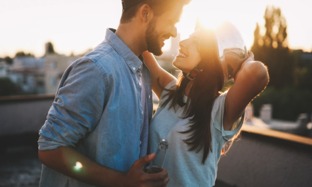 Approaching women – Ultimate guide with 25 flirting examples